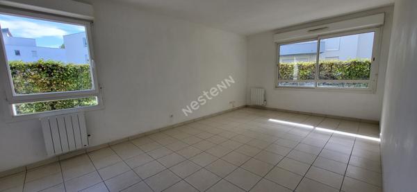 Orvault Haute Vallée / Pont du Cens : En vente ! T2 en rdc, résidence sécurisée, garage boxé et parking aérien ! Commerces de proximité et C2.