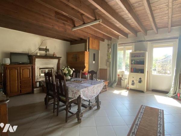 MAISON ANCIENNE 85M² - 1180 M² DE PARCELLE 