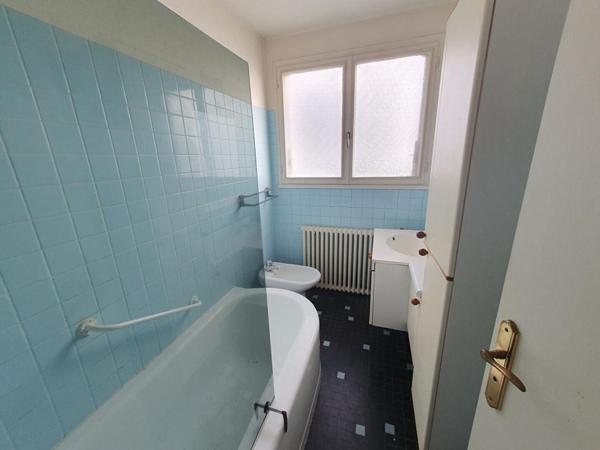 Maison Bourges 8 pièce(s) 180 m2