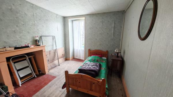 MAISON DE VILLAGE 2 CHAMBRES A BEFFES