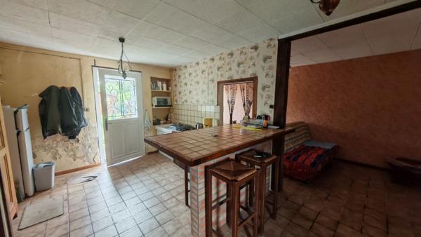 MAISON DE VILLAGE 2 CHAMBRES A BEFFES