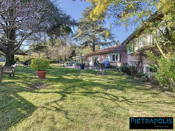 Maison T7 200m² sur 3327m² de terrain, piscine 12x6m