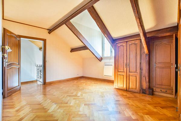Maison Verneuil L Etang 5 pièce(s) 170 m2