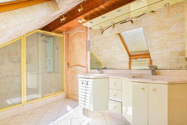 Maison Verneuil L Etang 5 pièce(s) 170 m2