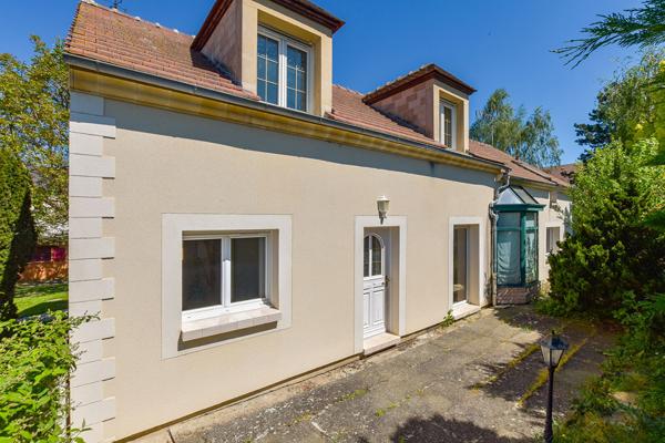 Maison Verneuil L Etang 5 pièce(s) 170 m2