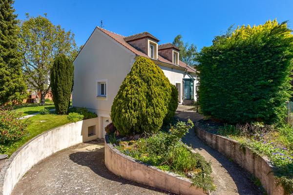 Maison Verneuil L Etang 5 pièce(s) 170 m2
