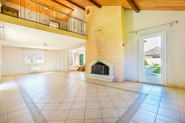 Maison Verneuil L Etang 5 pièce(s) 170 m2