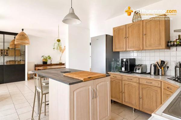 Vente                                                      Maison
                        
                     5 pièces                      125 m2                     à Châteaubourg