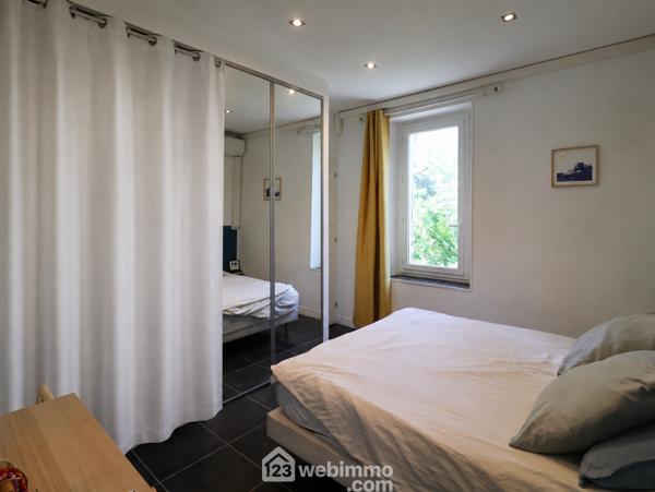 Appartement 84 m² à Marseille 13009