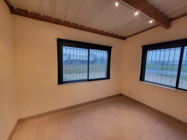 Local d'activité BERGERAC 326m² , Bergerac