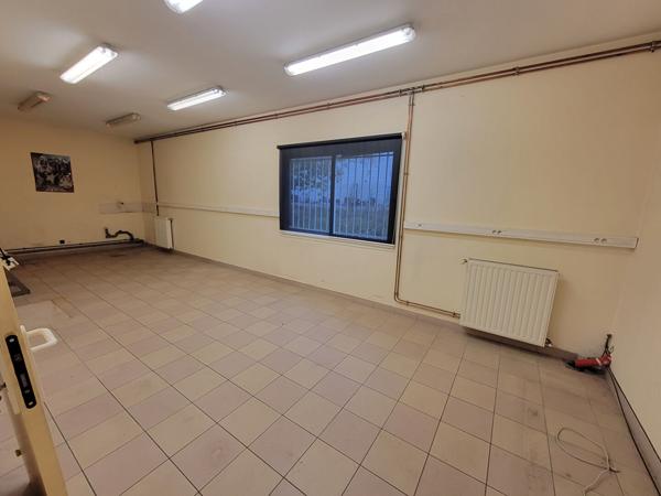 Local d'activité BERGERAC 326m² , Bergerac