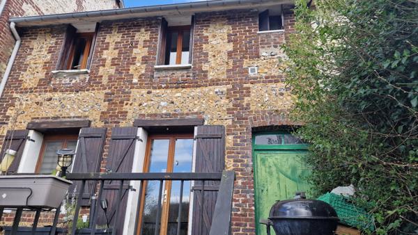 Maison de ville 6 pièces avec jardin à DEVILLE LES ROUEN / MONT ST AIGNAN