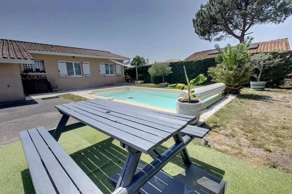 La Teste de Buch ! Maison 6 pièces de 120 m2, piscine, parcelle de 816 m2 !
