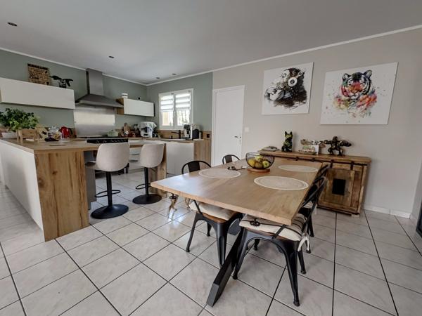 La Teste de Buch ! Maison 6 pièces de 120 m2, piscine, parcelle de 816 m2 !