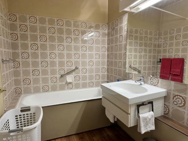 Appartement Paris 3 pièce(s) 86 m2 + balcons