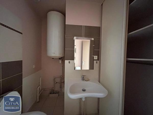 Appartement à louer 2 pièces 41m² Craponne-sur-Arzon (43500)