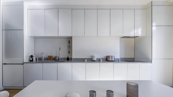 Paris (75003) Porte saint Martin Superbe appartement de style contemporain