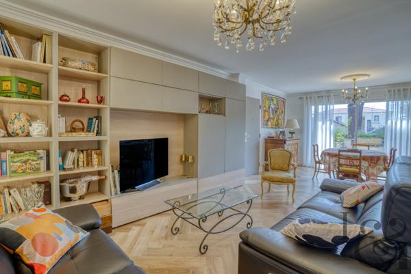Appartement T3 avec terrasse à vendre à Villeneuve-sur-Lot.