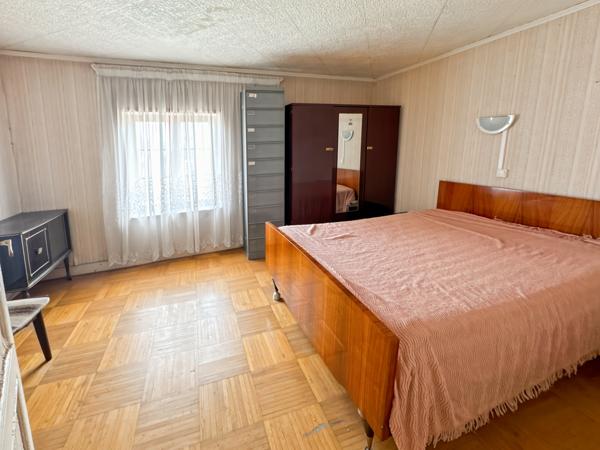 Trévoux (01600) Idéal investisseur : À vendre – Appartement dernier étage avec potentiel exceptionnel – Trévoux hyper-centre