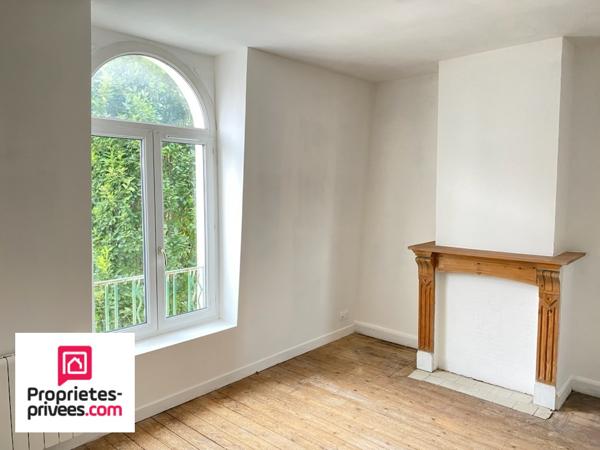 Immeuble de rapport mixte commerce et habitation, 62300 Lens, 1026 m2