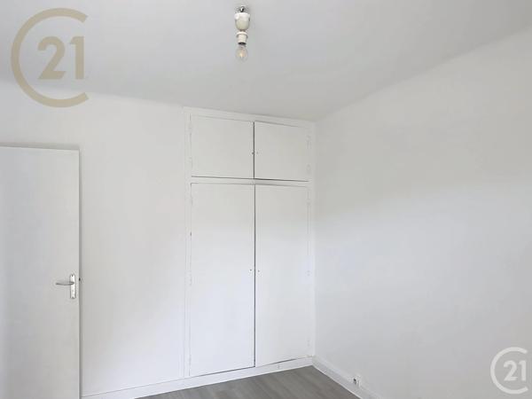 Appartement T4 à vendre  5 pièces - 69,89 m 2   SETE  - 34