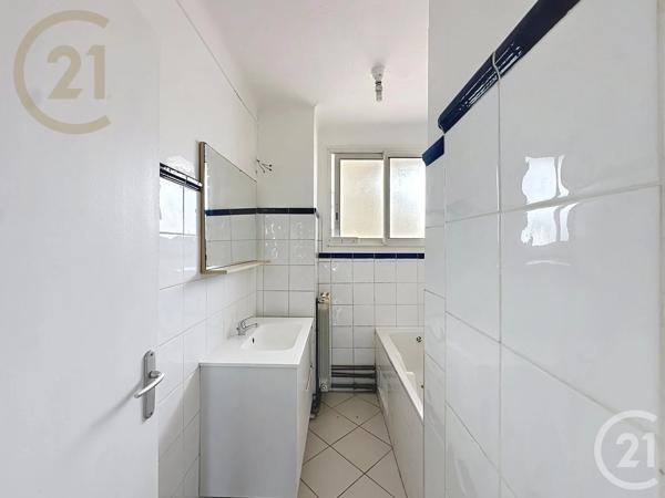 Appartement T4 à vendre  5 pièces - 69,89 m 2   SETE  - 34