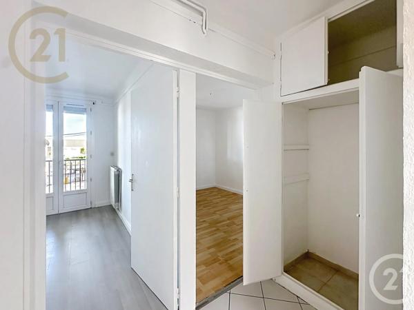 Appartement T4 à vendre  5 pièces - 69,89 m 2   SETE  - 34