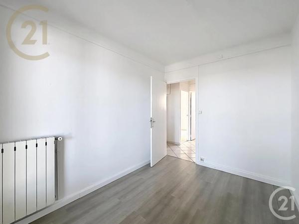 Appartement T4 à vendre  5 pièces - 69,89 m 2   SETE  - 34