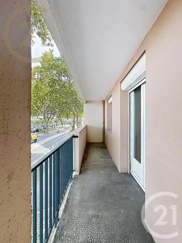 Appartement T4 à vendre  5 pièces - 69,89 m 2   SETE  - 34