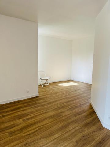 A LOUER APPARTEMENT 2 CHAMBRES a GAUCHY 02