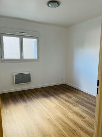 A LOUER APPARTEMENT 2 CHAMBRES a GAUCHY 02