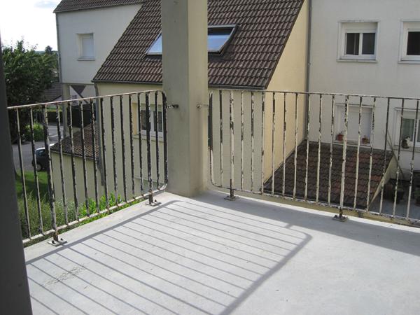 A LOUER APPARTEMENT 2 CHAMBRES a GAUCHY 02