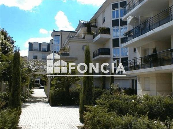 Location Studio 30.4 m² - LES JARDINS DE MANON Antony 92160