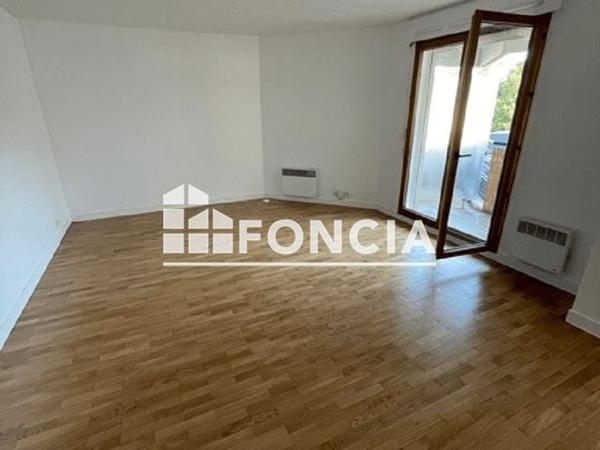 Location Studio 30.4 m² - LES JARDINS DE MANON Antony 92160