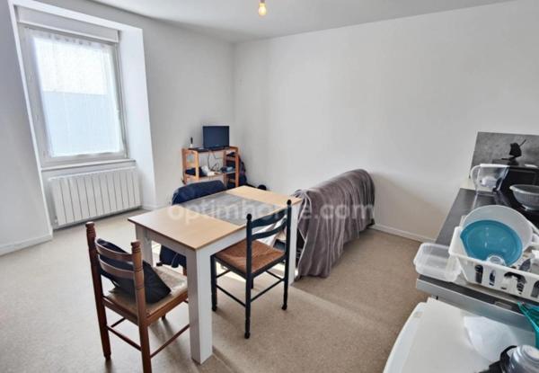 Appartement à louer 2 pièces ROSTRENEN (22)