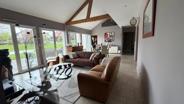 Immobilier Besançon (25000) – Maison 250m2 – 650 000 €