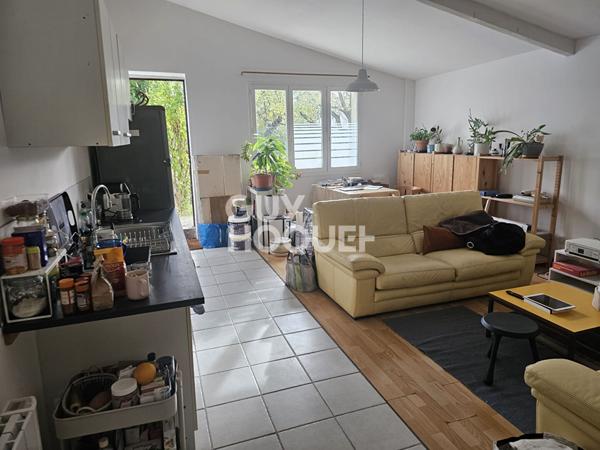 Petite Maison mitoyenne à Villeurbanne avec jardin