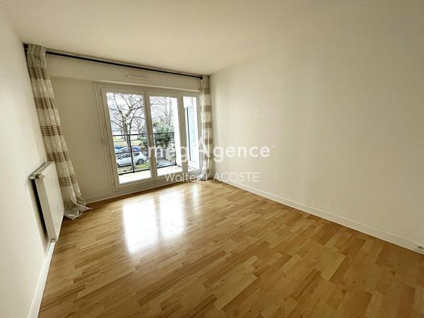 Appartement à PLAISIR, 78370 - 3 pièces 68m²