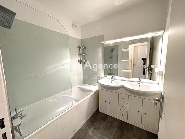 Appartement à PLAISIR, 78370 - 3 pièces 68m²