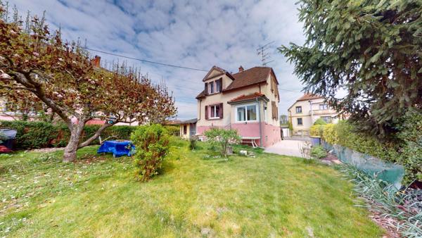 Maison 100m2  avec sous-sol aménagé jardin et garage – Quartier résidentiel calme à Lutterbach