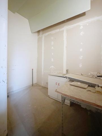 Saint-Affrique (12400) Entrepôt ou Garage 422m2 à St Affrique