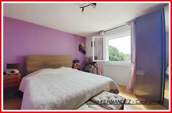 Dpt Vienne (86), à vendre CHÂTELLERAULT maison P8 de 140m² - Terrain de 872m²