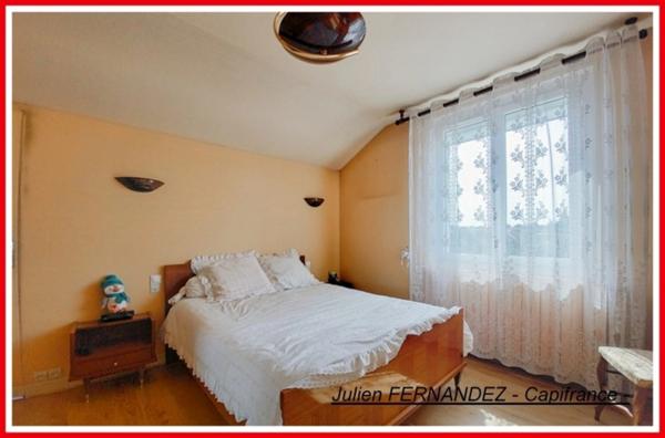 Dpt Vienne (86), à vendre CHÂTELLERAULT maison P8 de 140m² - Terrain de 872m²