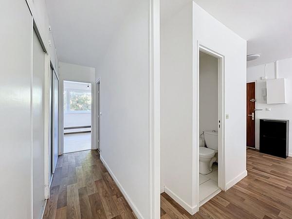 Appartement Saint Herblain - Secteur Bellevue - 2 chambres - Loggia - Place de parking