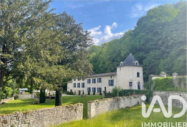 Maison à vendre 18 pièces 370 m² Saint-Maixent-l'École
