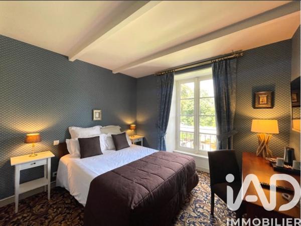 Maison à vendre 18 pièces 370 m² Saint-Maixent-l'École