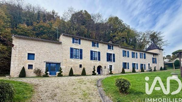 Maison à vendre 18 pièces 370 m² Saint-Maixent-l'École