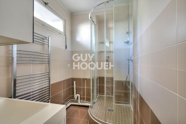 APPARTEMENT 3 PIECES - PARIS 15.