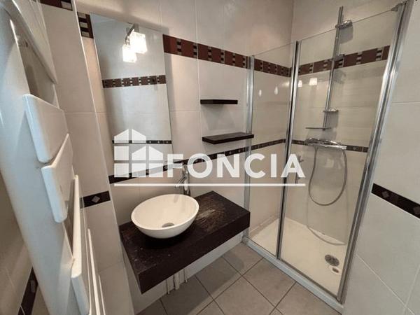 Location Appartement 5 pièces 160.77 m² - 9 MONTEE DES SOLDATS Caluire Et Cuire 69300