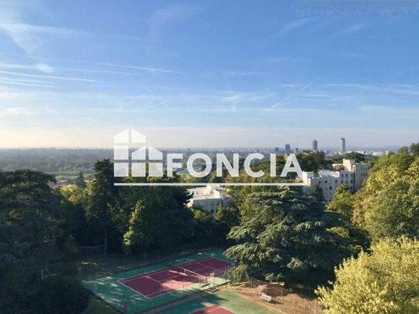 Location Appartement 5 pièces 160.77 m² - 9 MONTEE DES SOLDATS Caluire Et Cuire 69300